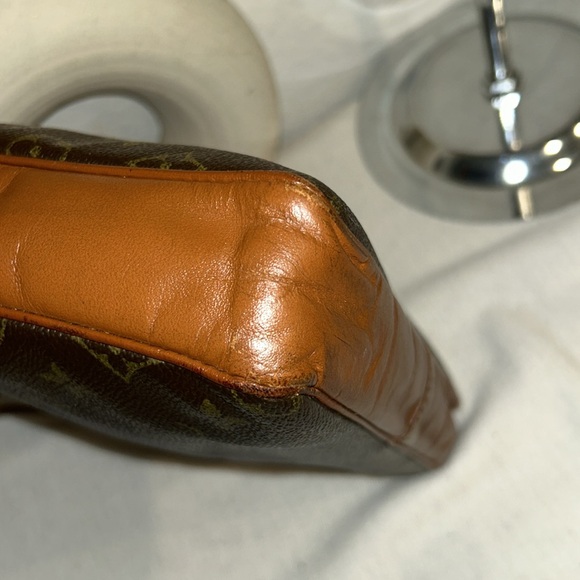 Louis Vuitton coated canvas pouchette Sport clutch - Picture 5 of 13